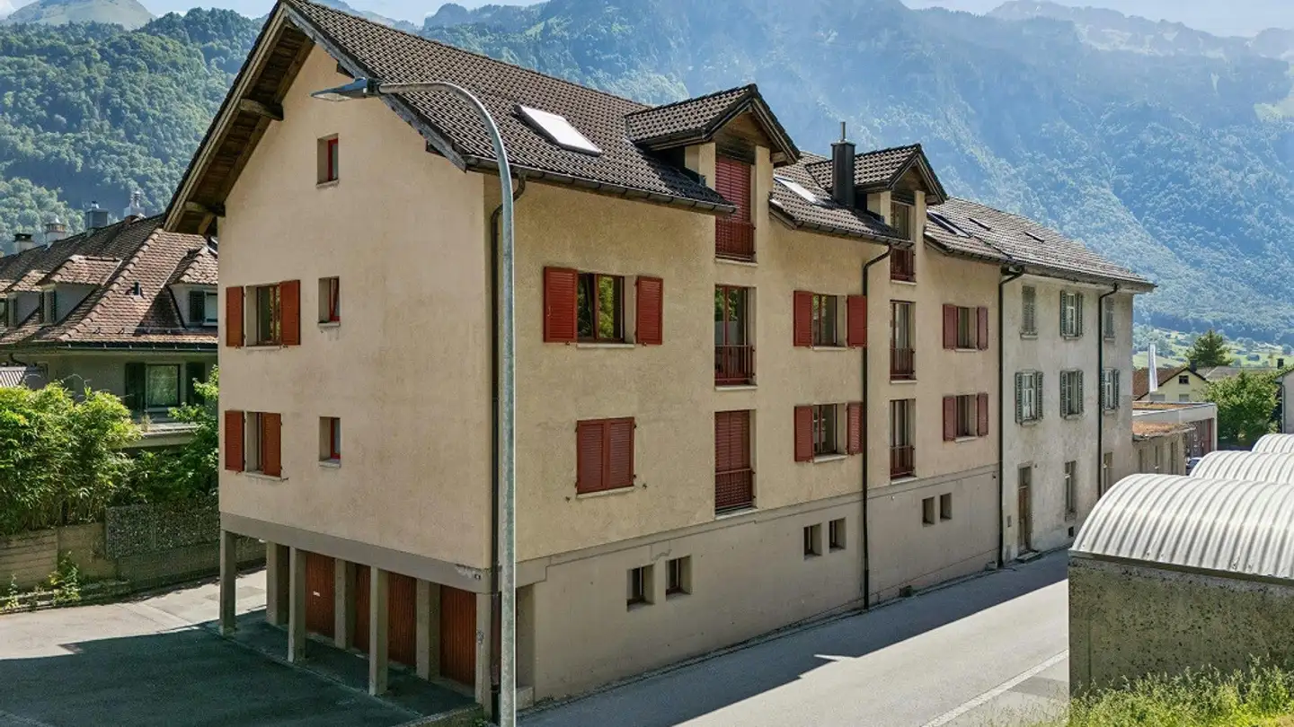 Mehrfamilienhaus kaufen - Berglistrasse 16, 8750 Glarus