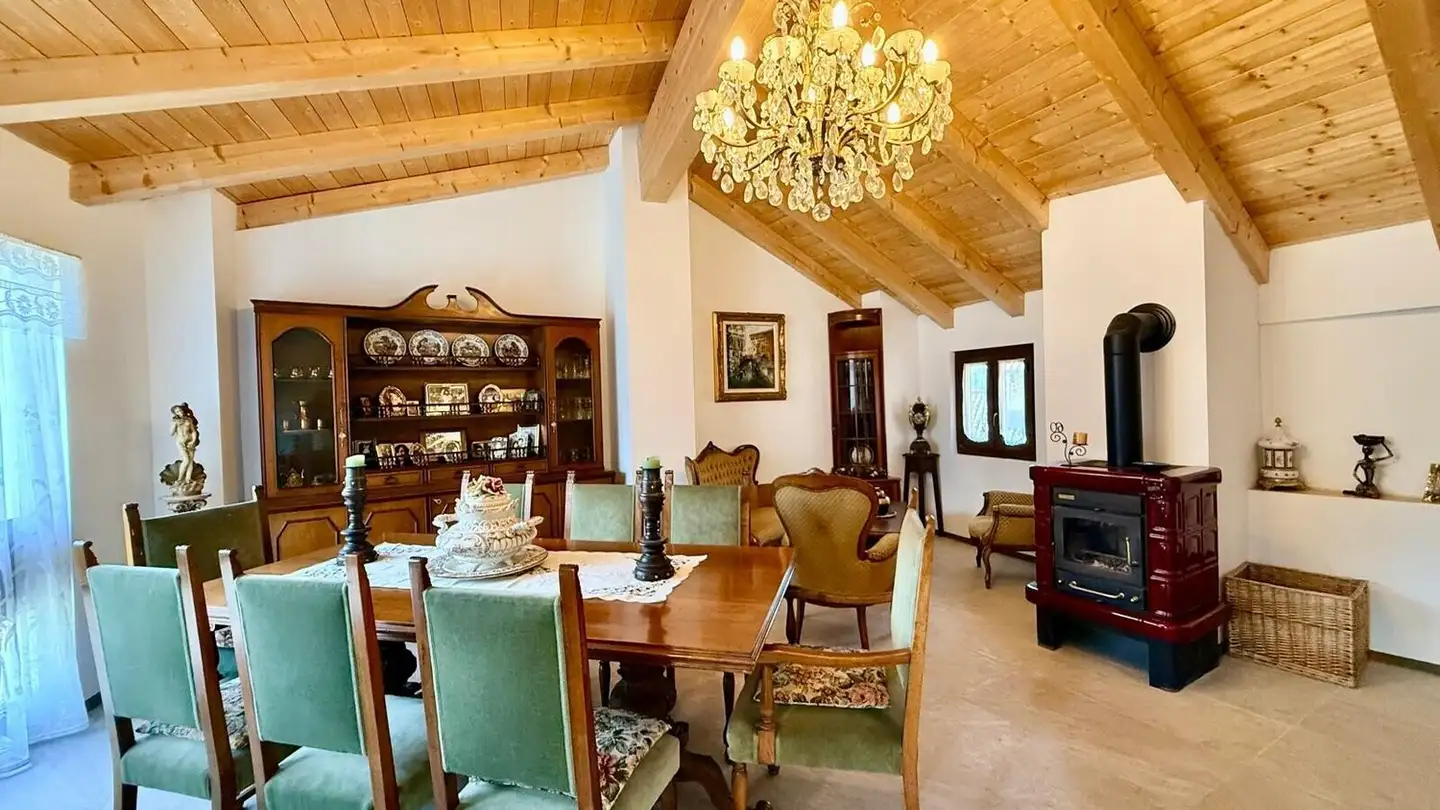 Residential building for sale - 6997 Sessa - Photo 2