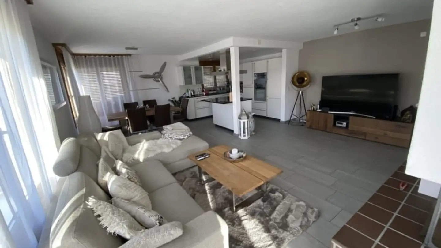 Apartment for rent - Dättlikerstrasse 4, 8427 Freienstein - Photo 2