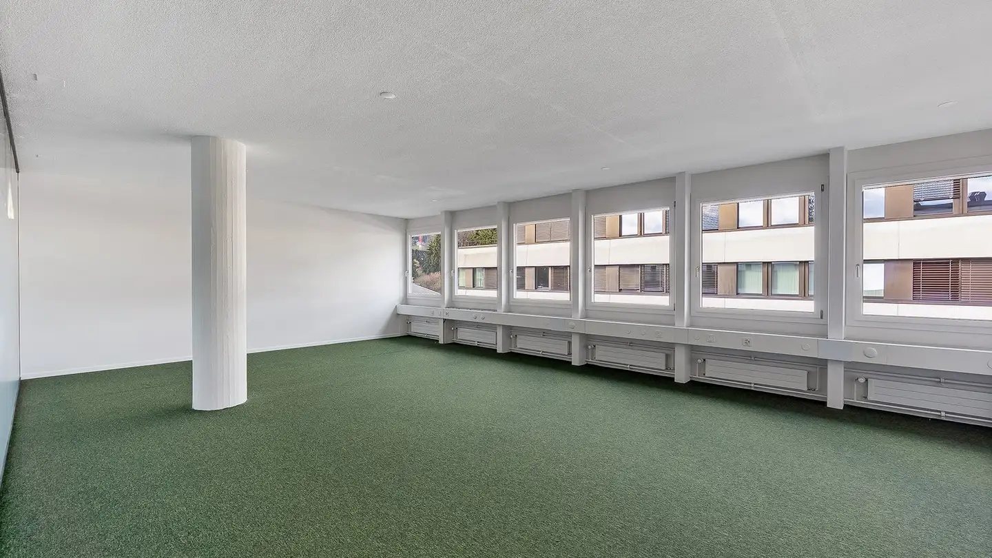 Bureau à louer - Gewerbestrasse 12a, 8132 Egg b. Zürich - Photo 2