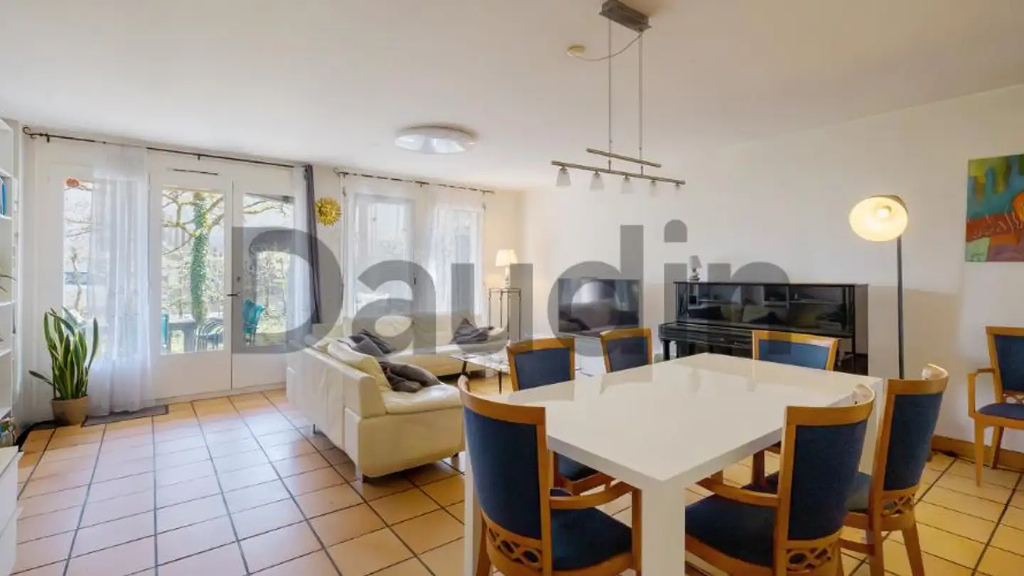 Apartment for sale - 1237 Avully