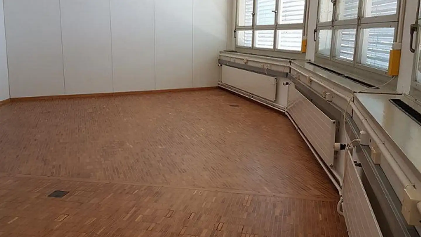 Commercial for rent - Weissensteinstrasse 81, 4500 Solothurn - Photo 3