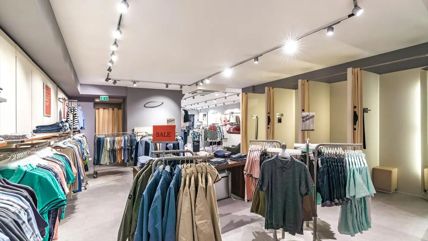 Commerciale in affitto - Kantonsstrasse 6, 3930 Visp - Photo 3