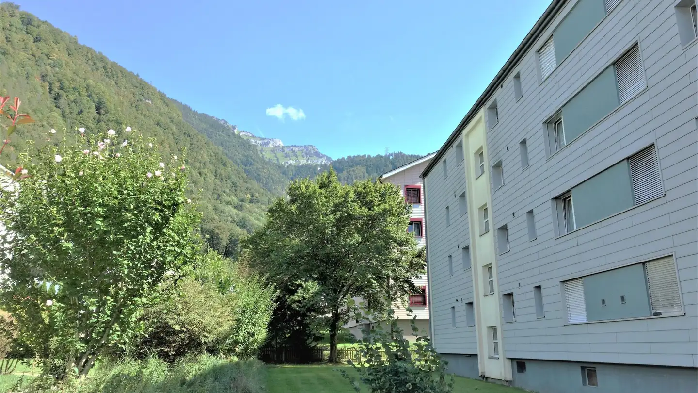 Wohnung mieten - Neuhaus, 8753 Mollis