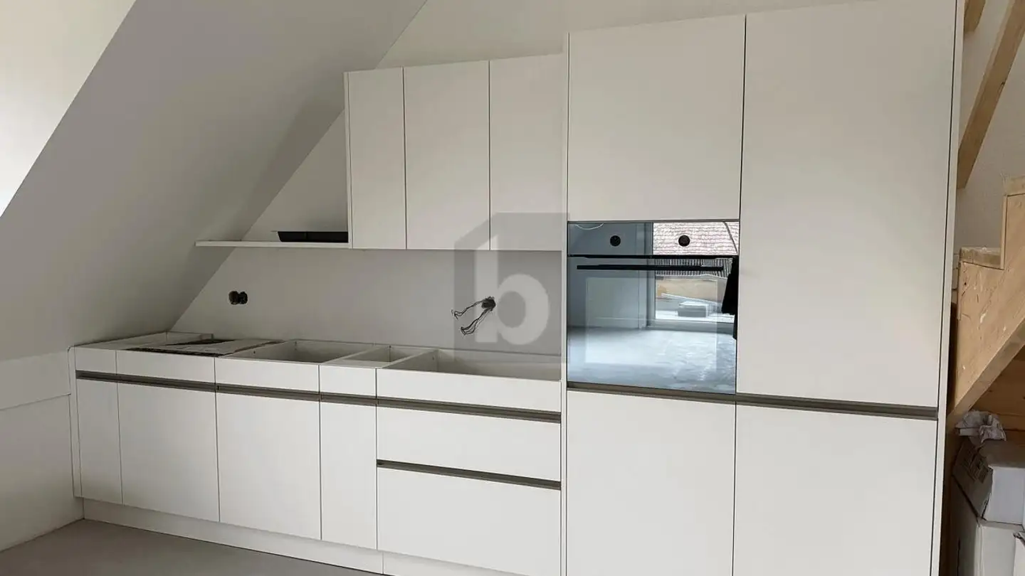 Dachgeschosswohnung mieten - 8196 Wil ZH - Foto 2