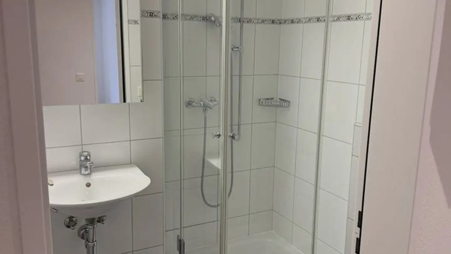 Chambre à louer - 6315 Oberägeri