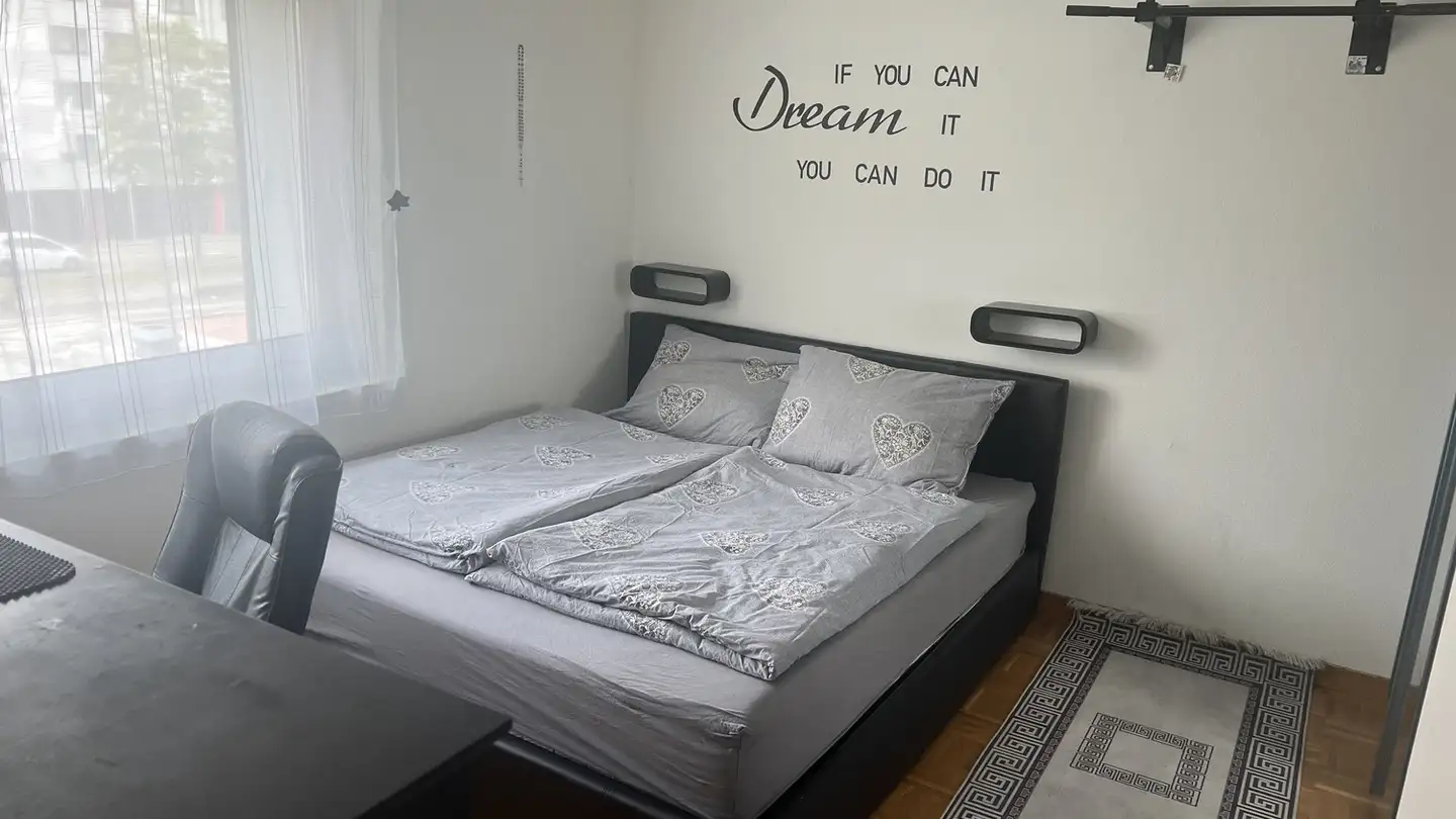 Chambre à louer - 8152 Glattbrugg