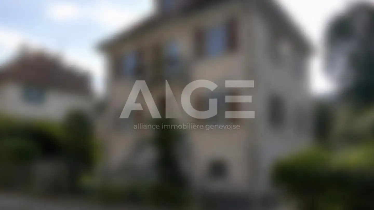 Residential building for sale - 1012 Lausanne