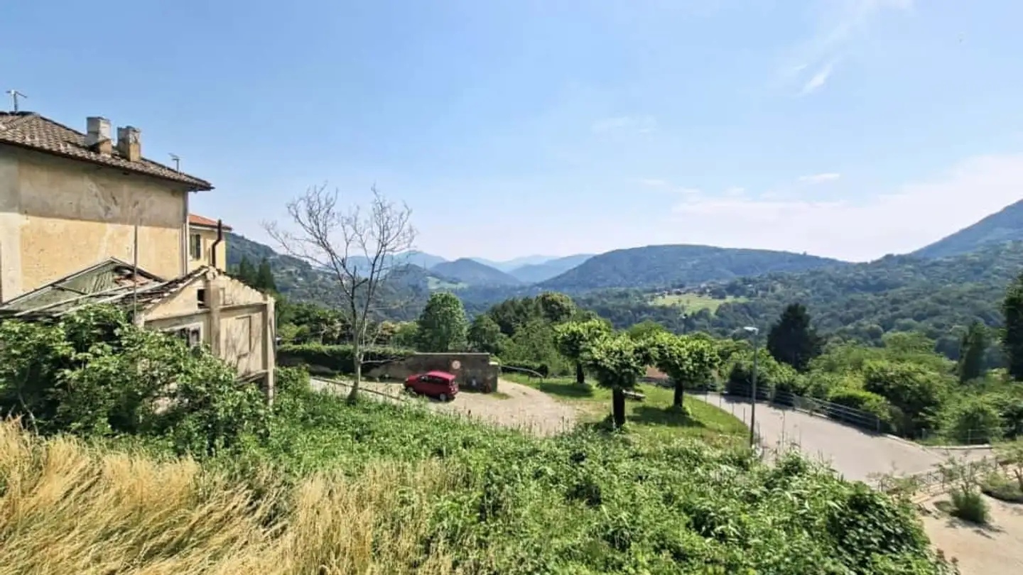Single house for sale - Nucleo Breno, 6937 Breno