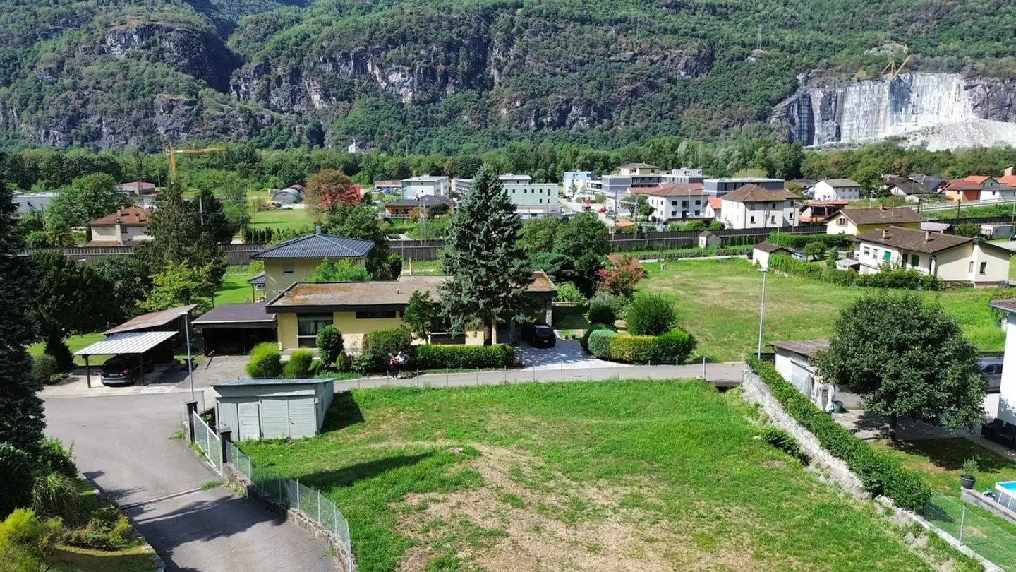 Terrain constructible à vendre - 6703 Osogna