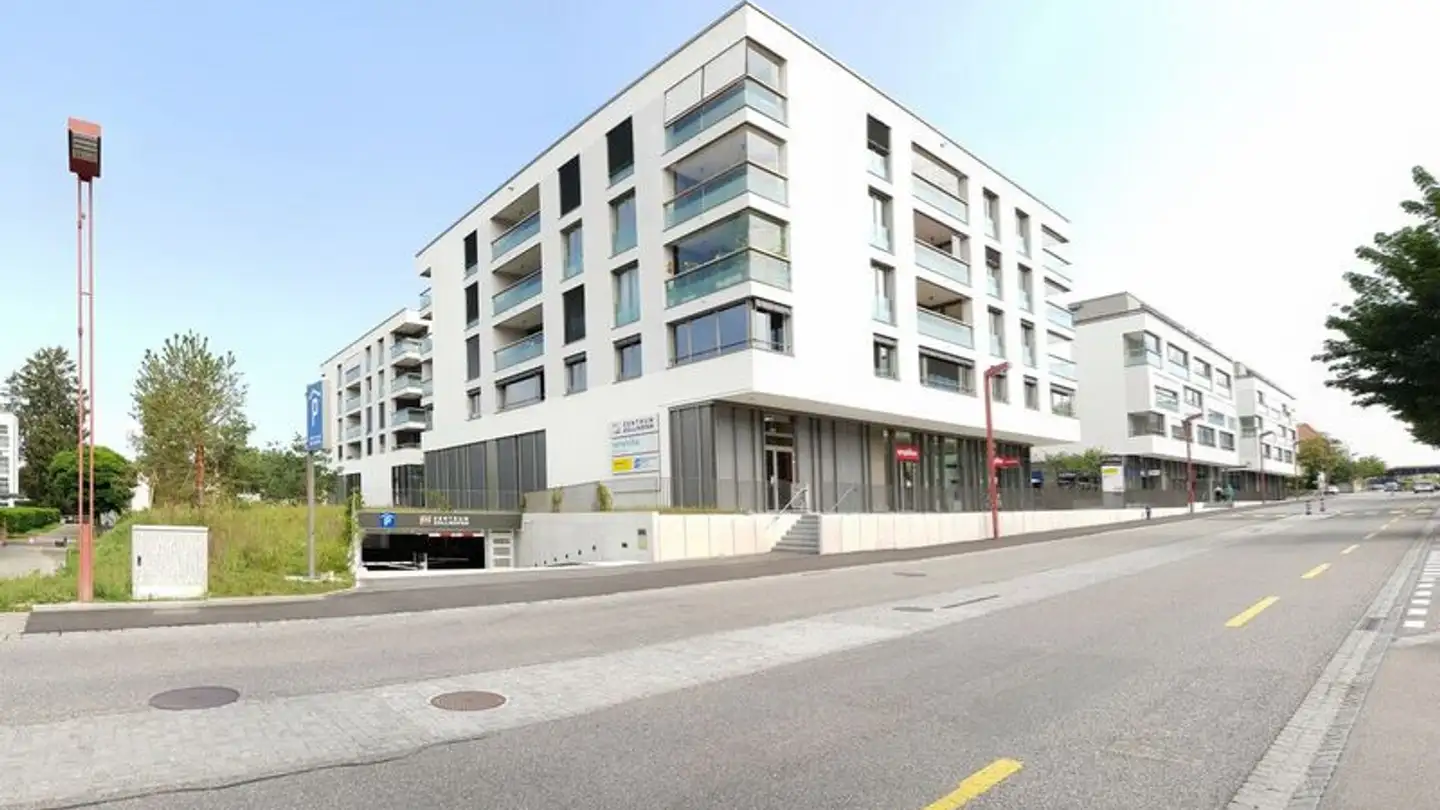Place de parking couverte à louer - Bernstrasse 161, 3052 Zollikofen