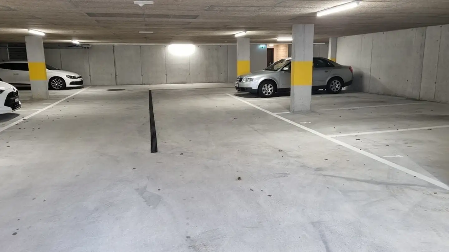 Parcheggio sotterraneo in affitto - Baslerstrasse 122b, 5222 Umiken - Photo 4