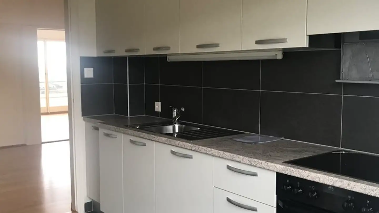 Appartement à louer - Avenue De La Vallonnette 7, 1012 Lausanne - Photo 2