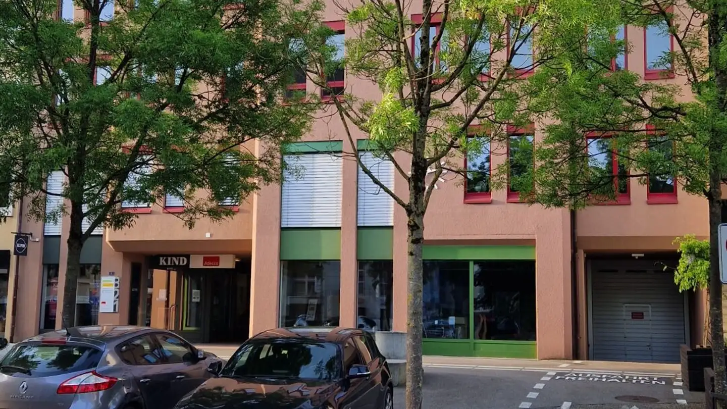 Negozio in affitto - Wasserturmplatz, 4410 Liestal - Photo 2