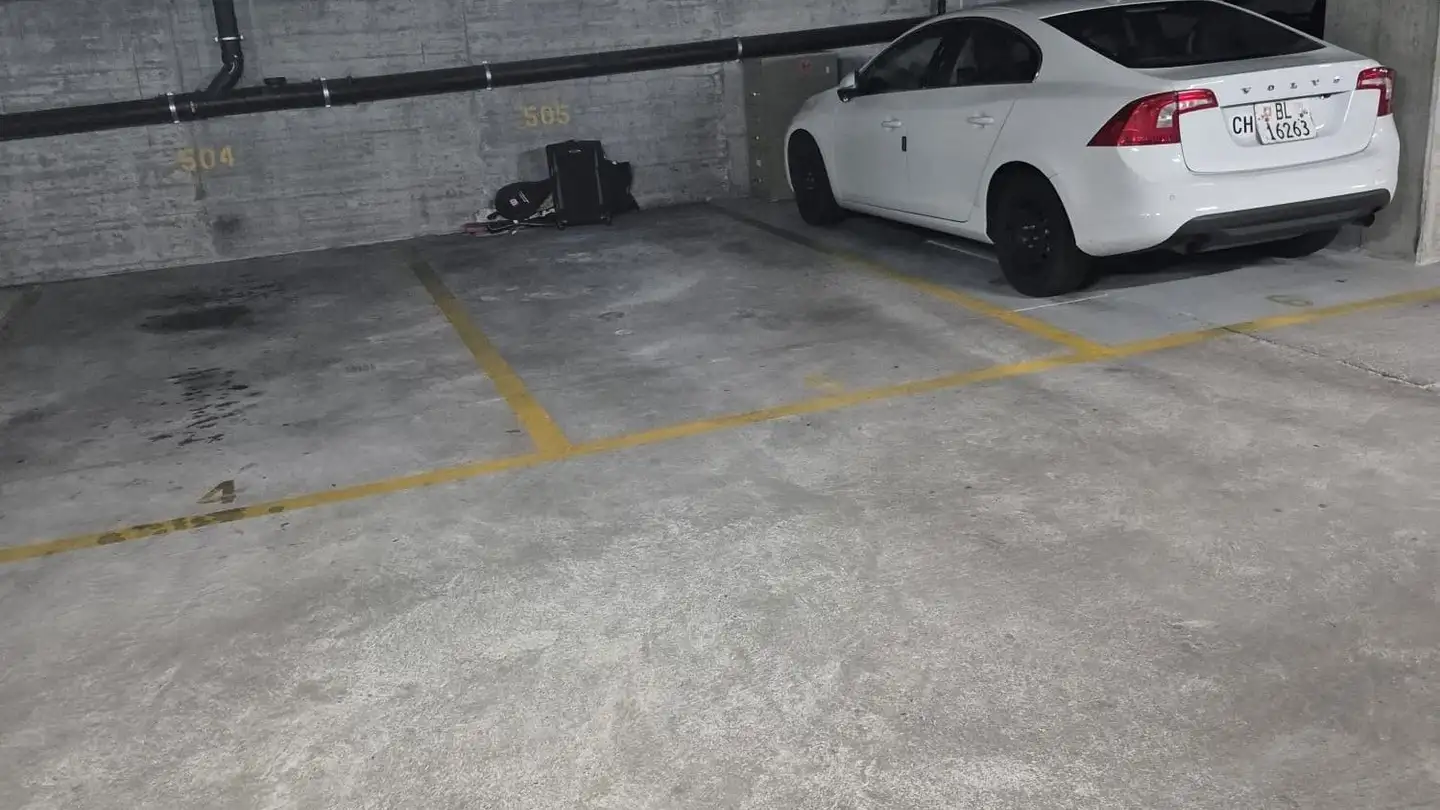 Parcheggio sotterraneo in affitto - Kurzelängeweg 26, 4123 Allschwil