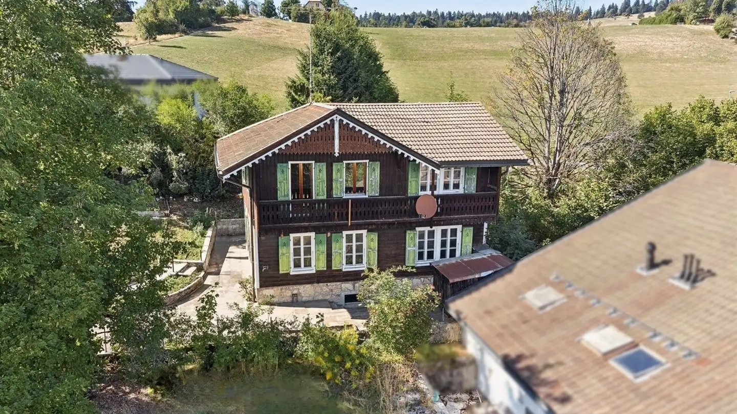 Maison atypique à vendre - Chemin De Jolimont, 2400 Le Locle