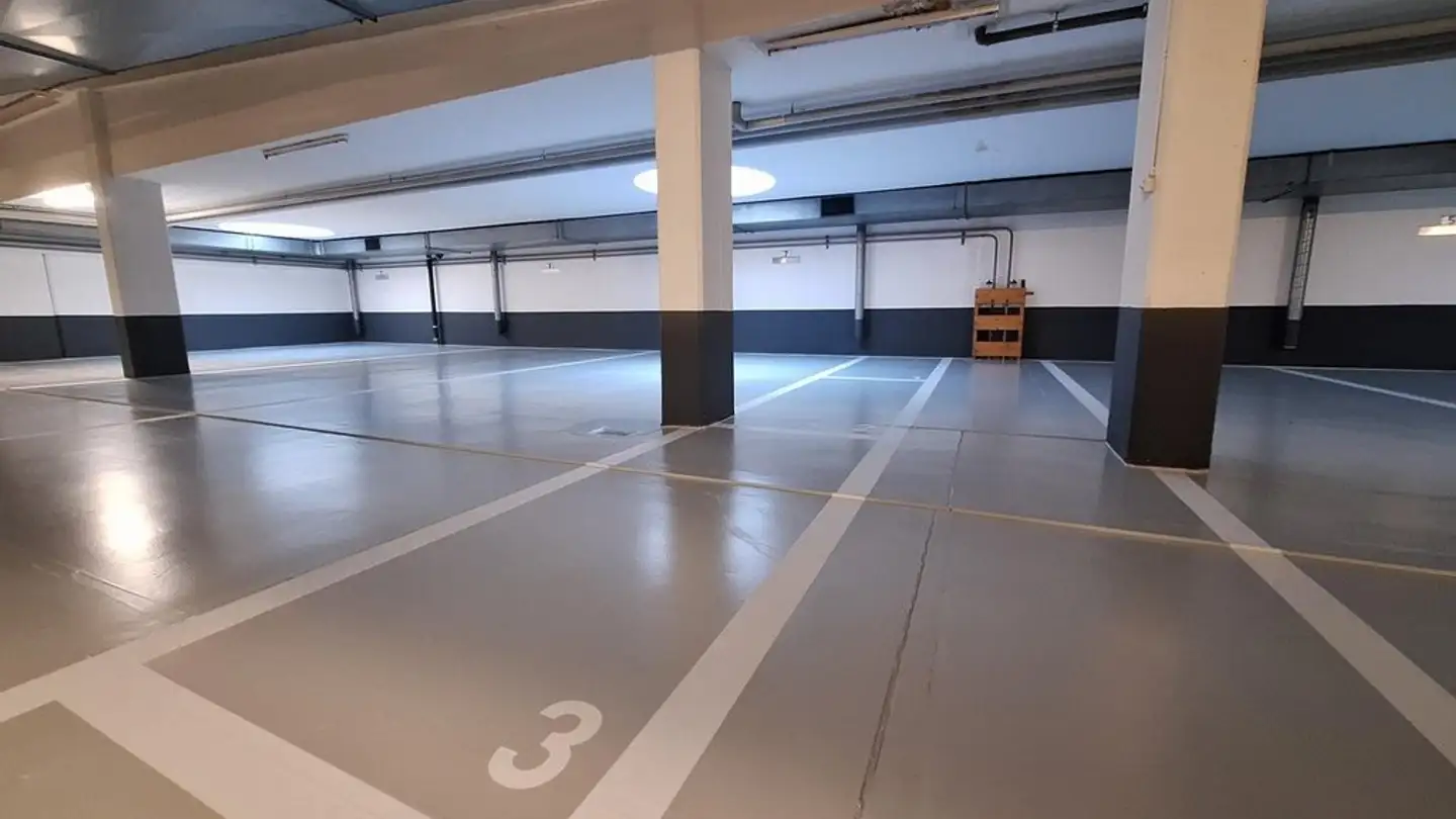 Indoor motorbike parking space for rent - Avenue Mon-Repos 22, 1005 Lausanne