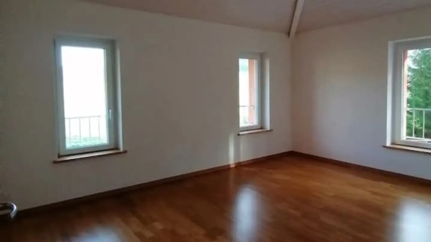 Wohnung mieten - Route De Môtiers 3, 2113 Boveresse - Foto 2