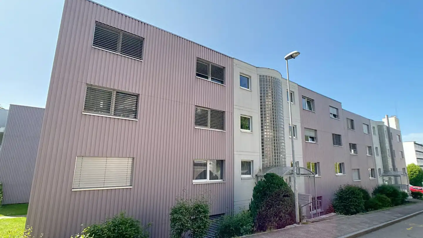 Appartement à louer - Rue Des Bassets 42, 2300 La Chaux-de-Fonds - Photo 2