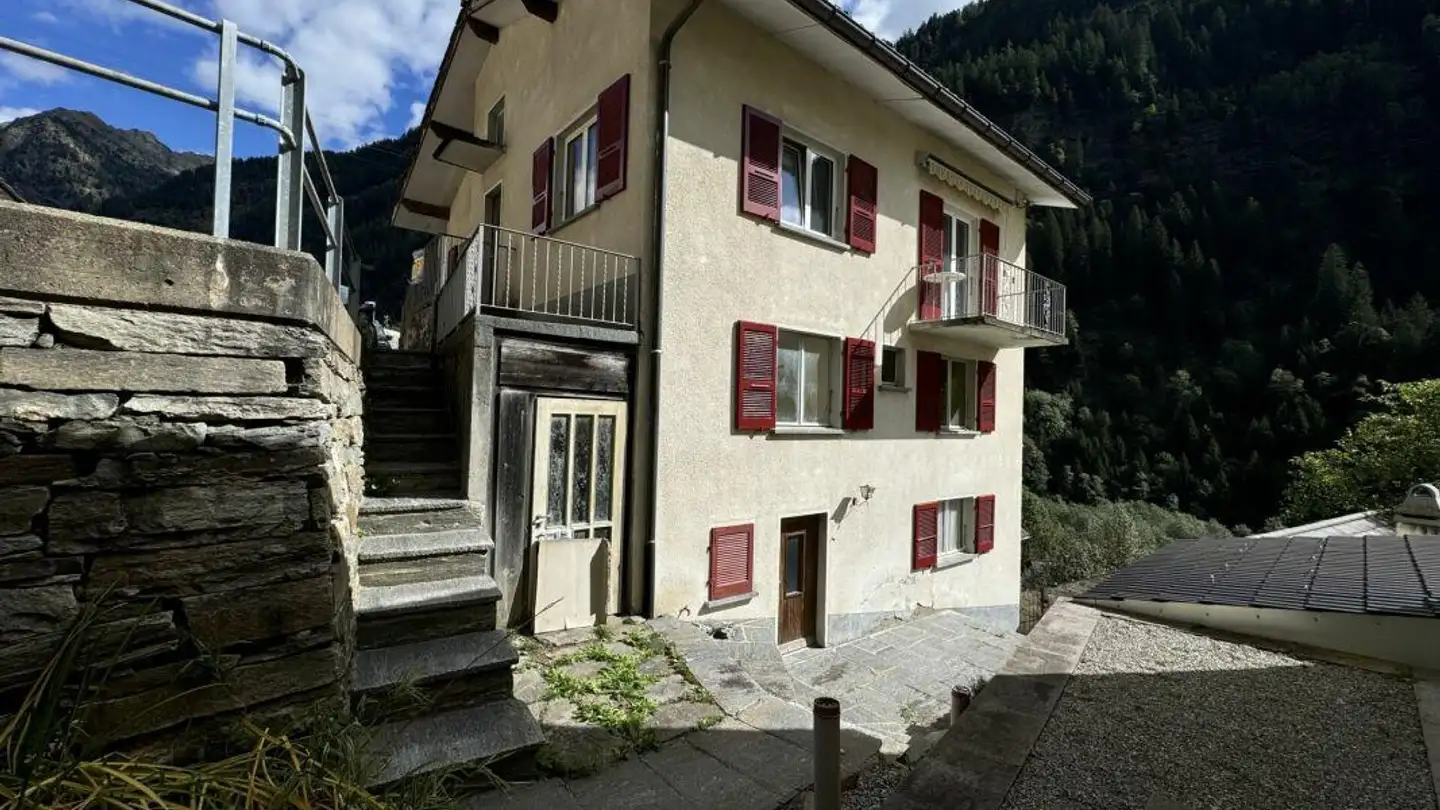 Einfamilienhaus kaufen - 6548 Rossa