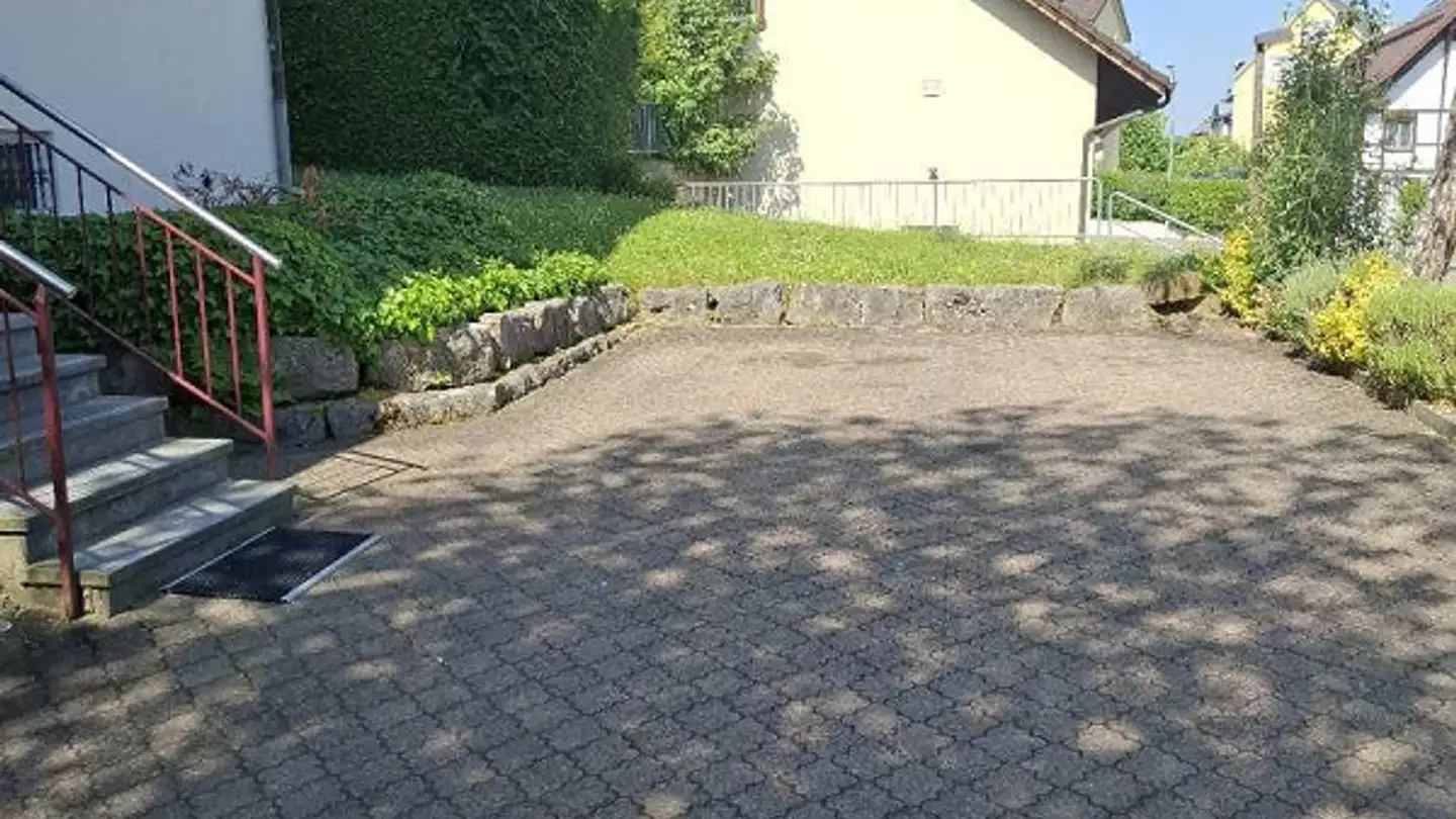 Outdoor parking space for rent - Schulstrasse 4, 8108 Dällikon