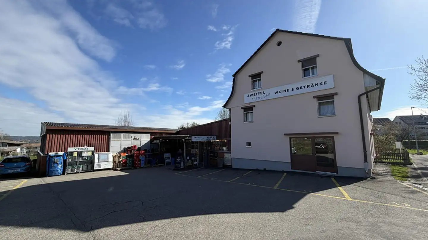 Office space for rent - Kehlhofstrasse 22, 8124 Maur