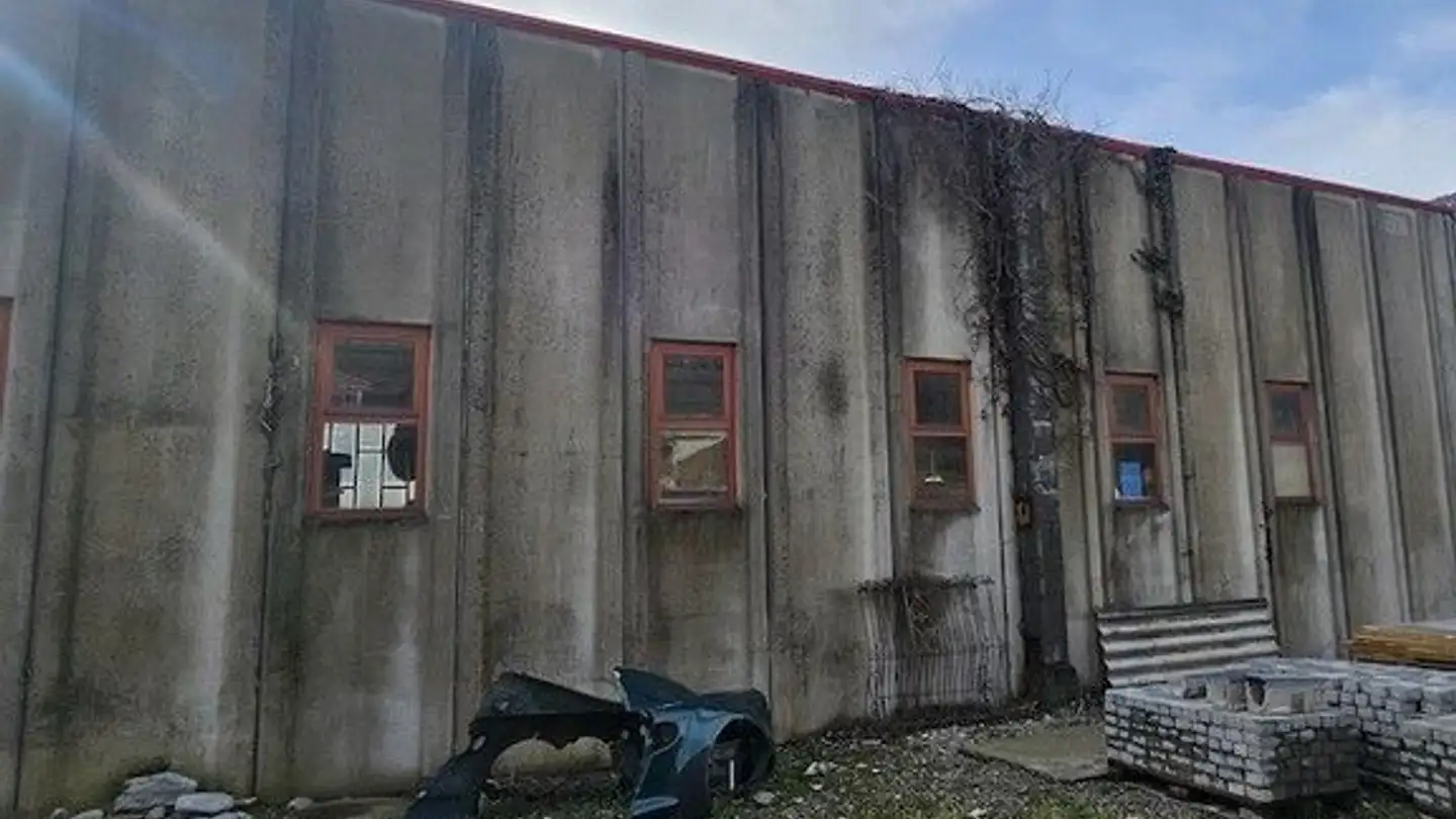 Commercial for sale - Via Industria, 6826 Riva San Vitale