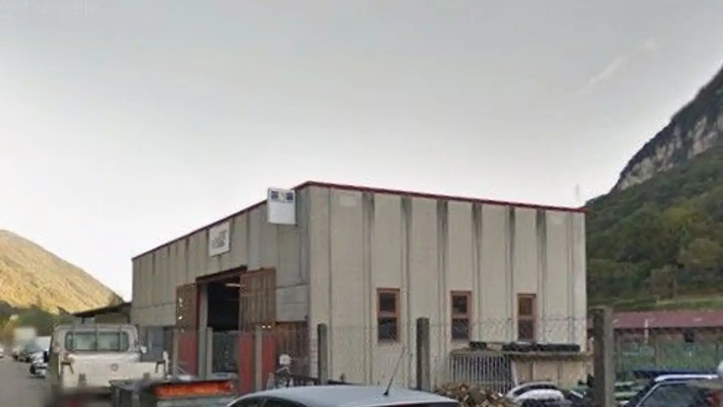 Commercial for sale - Via Industria, 6826 Riva San Vitale - Photo 2