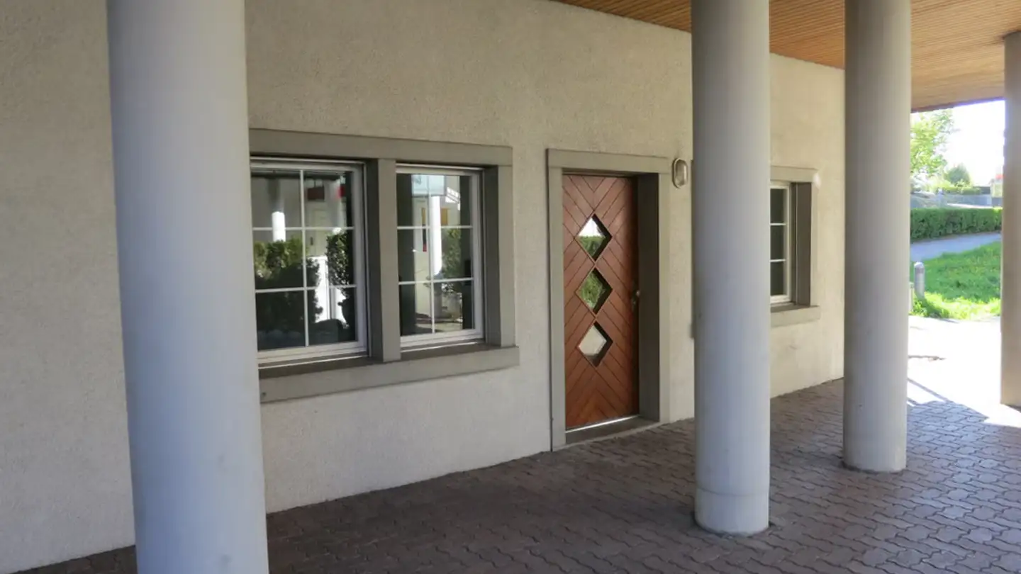 Commercial à louer - Sennenbüelfussweg 4, 8103 Unterengstringen - Photo 2
