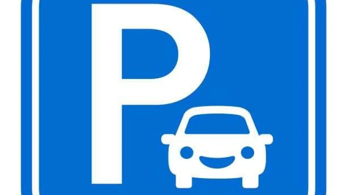 Place de parking souterraine à louer - Rosengartenstrasse 1, 8107 Buchs ZH