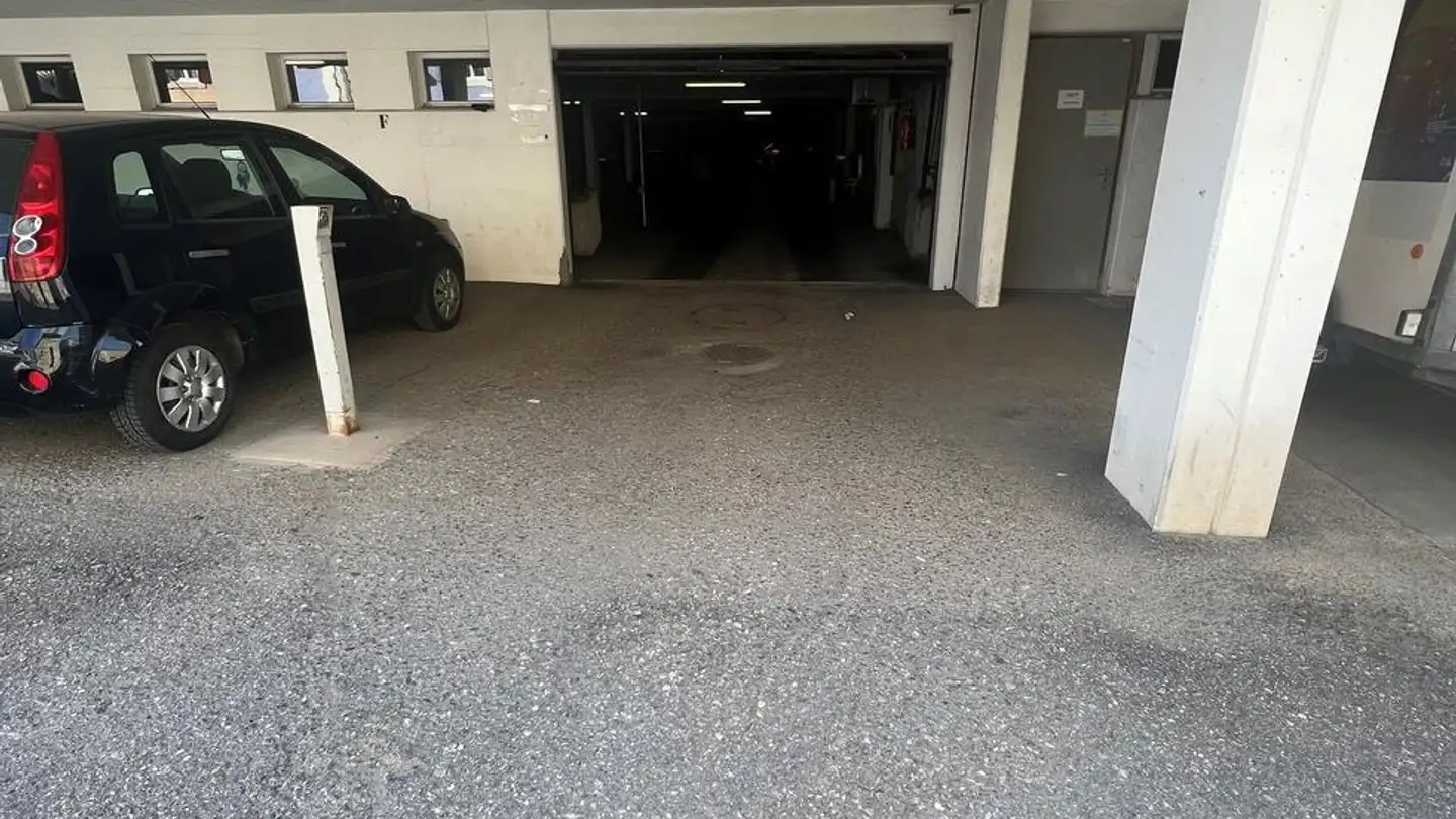 Garage singolo in affitto - Rue Du Nord 54, 2300 La Chaux-de-Fonds - Photo 3