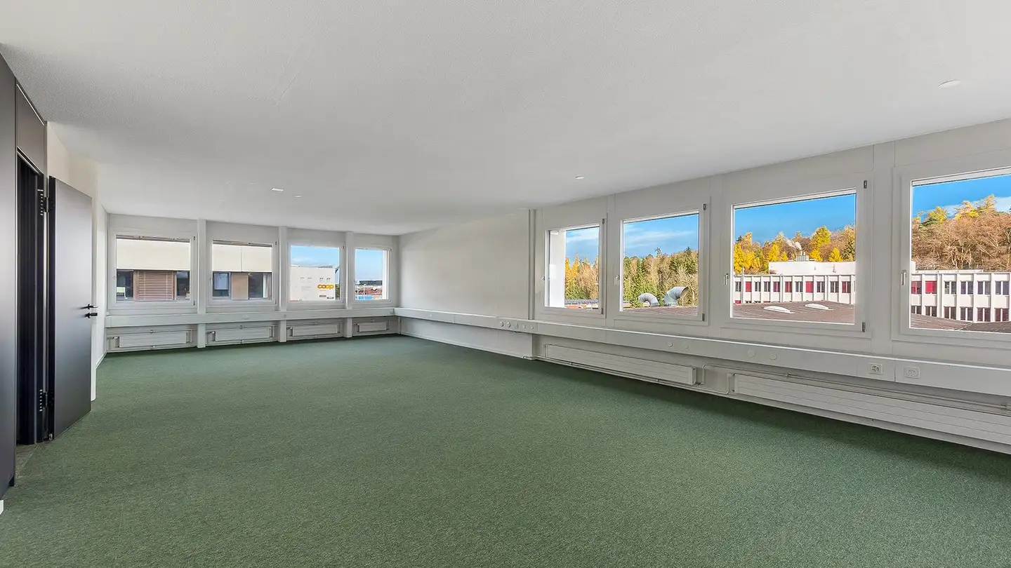 Bureau à louer - Gewerbestrasse 12a, 8132 Egg b. Zürich - Photo 2