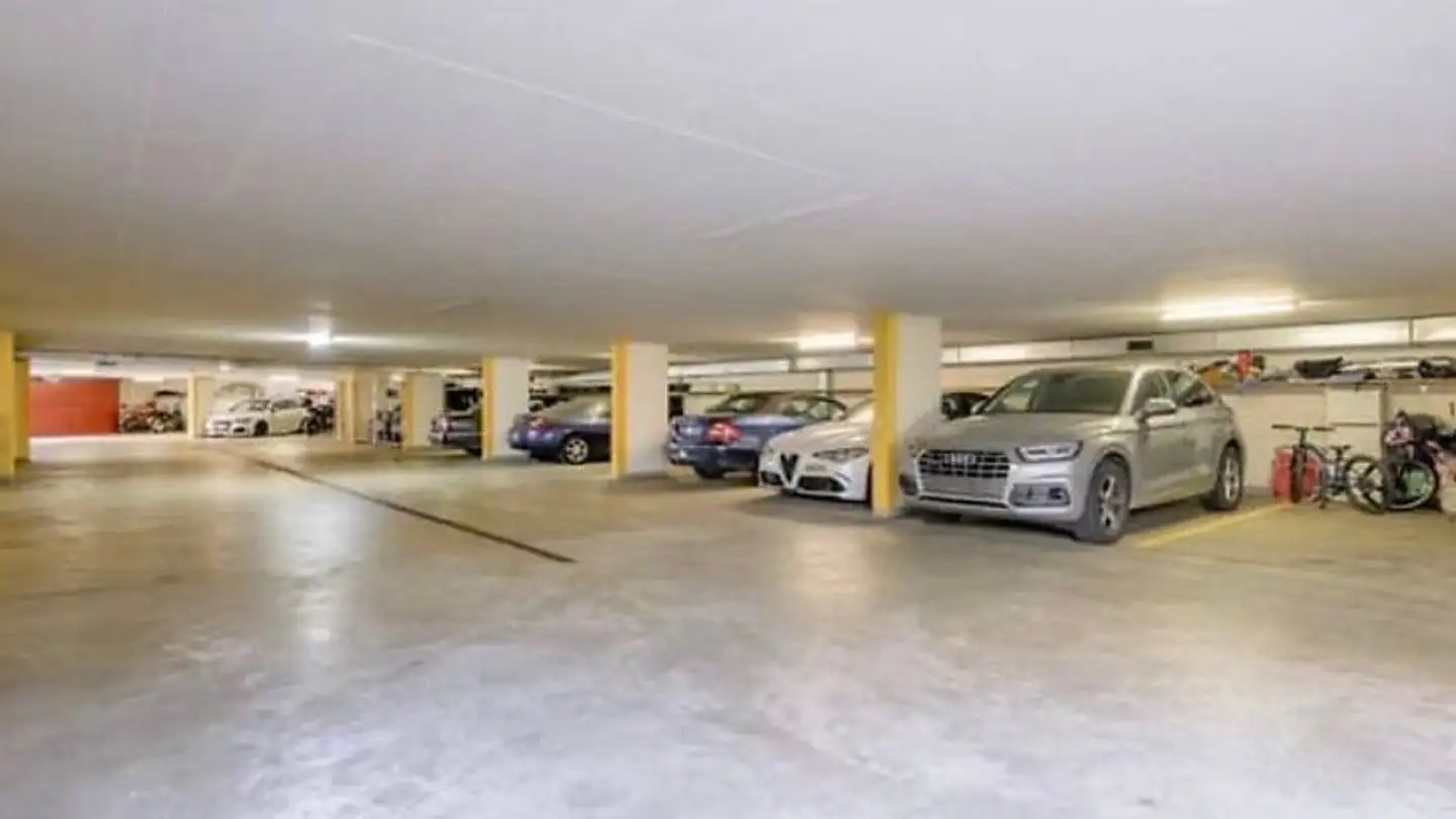 Place de parking souterraine à louer - Märwilerstrasse 12, 9556 Affeltrangen
