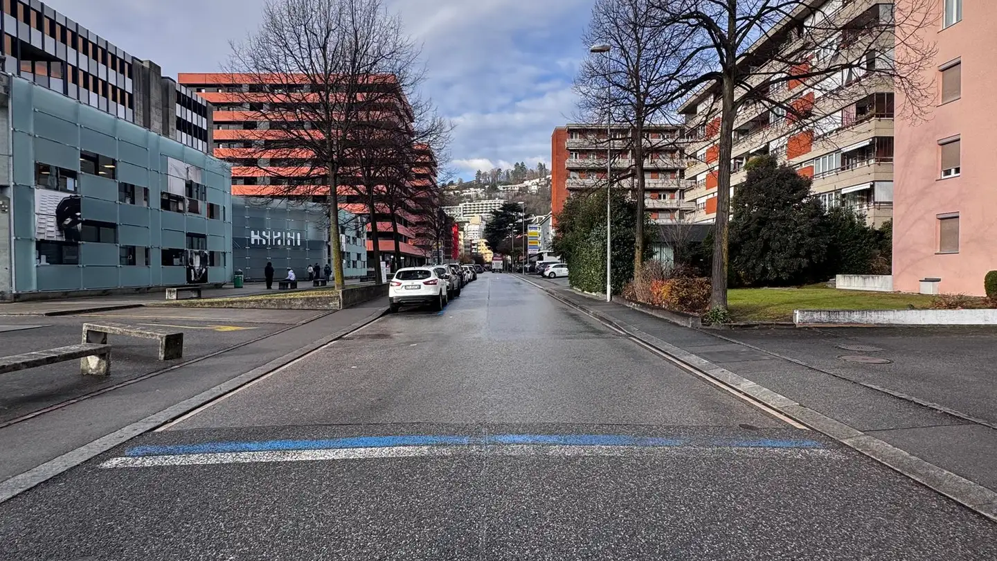 Tiefgaragenstellplatz mieten - Via Giacomo Brentani, 6900 Lugano - Foto 2