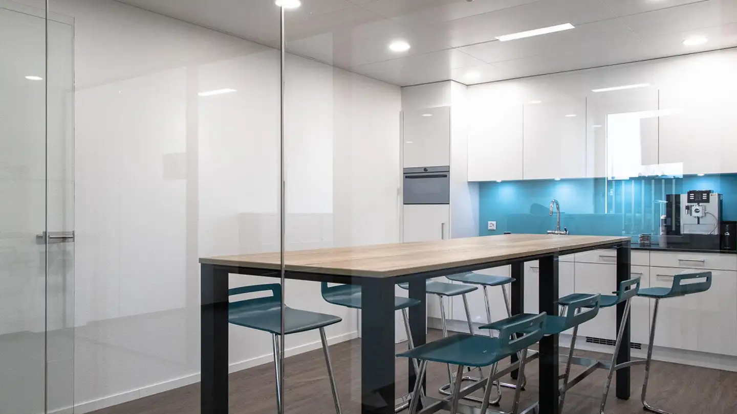 Office space for rent - Neuhofstrasse 8, 6340 Baar - Photo 2