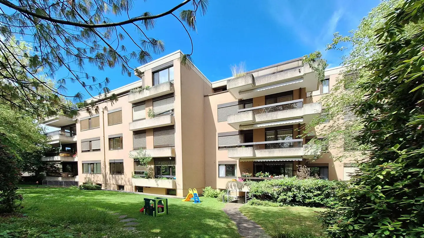 Edificio residenziale in vendita - Hirzbodenweg 15, 4052 Basel - Foto 2