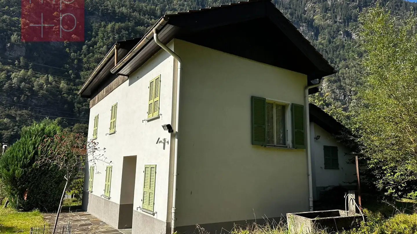 Maison individuelle à vendre - 6746 Lavorgo - Photo 2