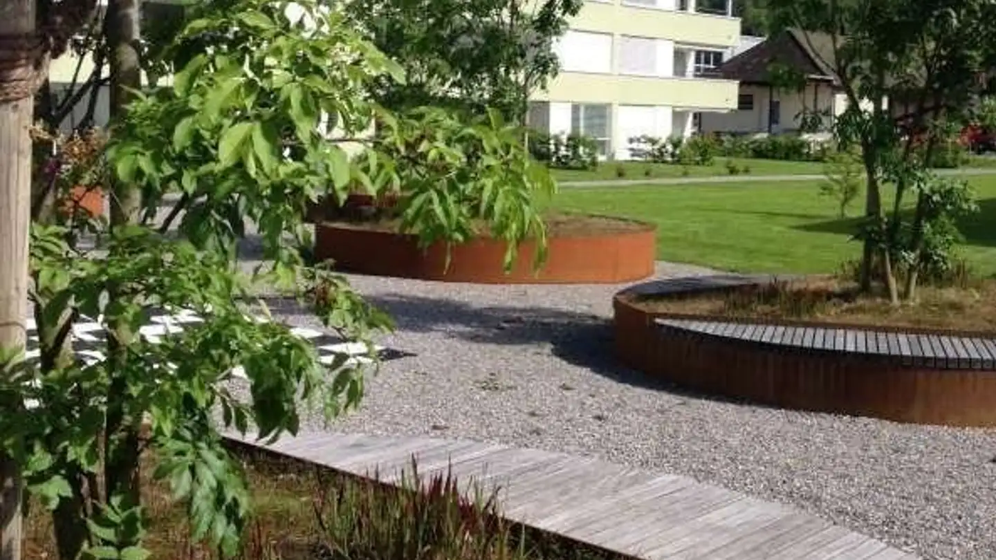 Place de parking intérieure pour moto à louer - Aeschermattweg 2a, 5040 Schöftland