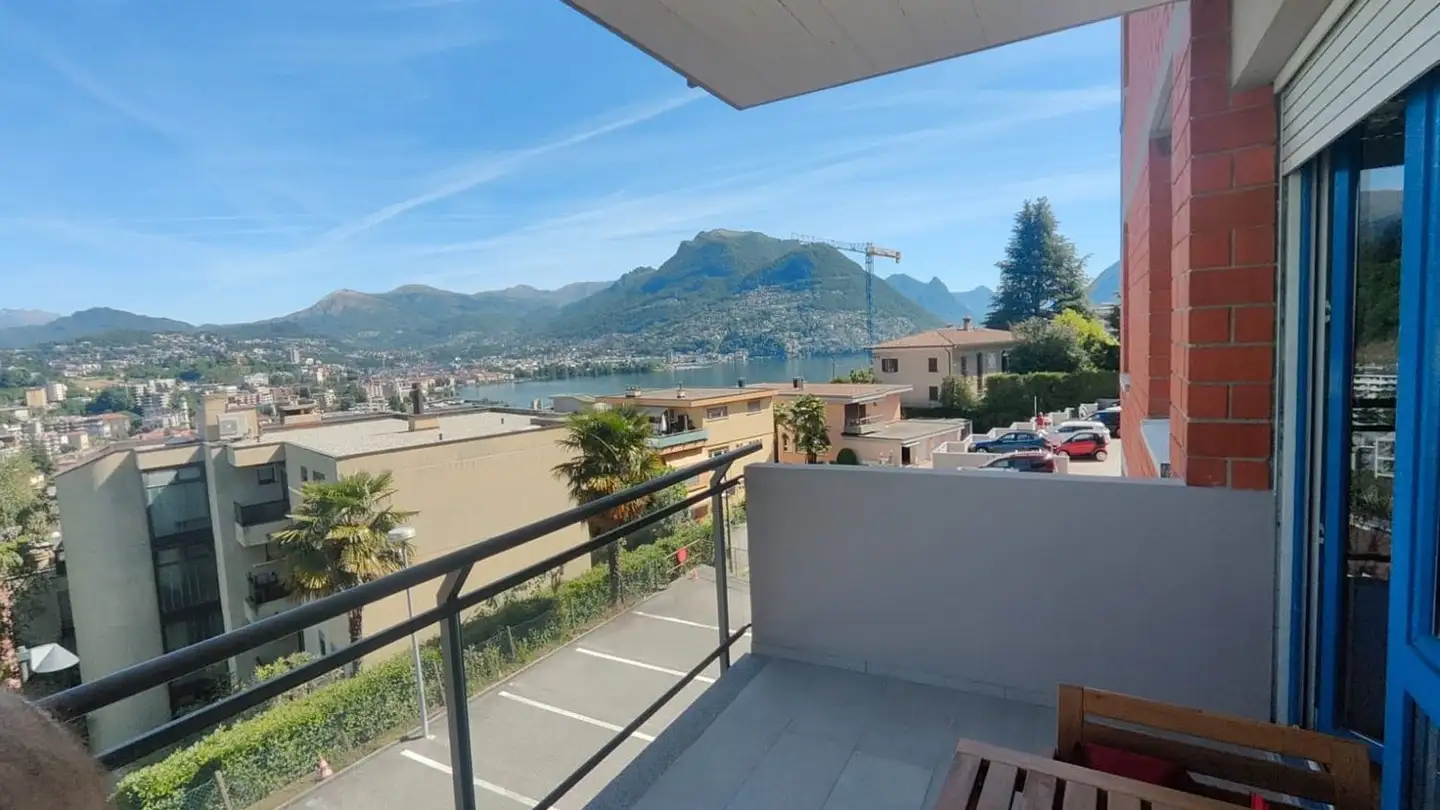 Appartement meublé à louer - Via Antonietti, 6900 Paradiso