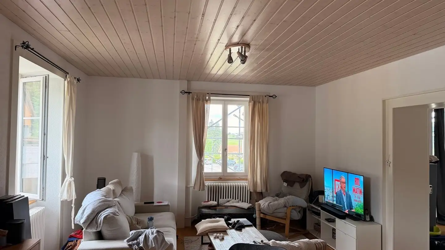 Appartement à louer - 1346 Les Bioux - Photo 2