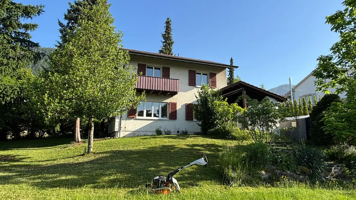Single house for rent - Schöneggstrasse 53, 2540 Grenchen
