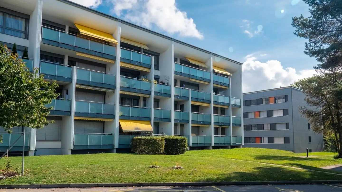 Parcheggio esterno in affitto - Alfons-Aeby-Strasse 37, 3186 Düdingen - Photo 3