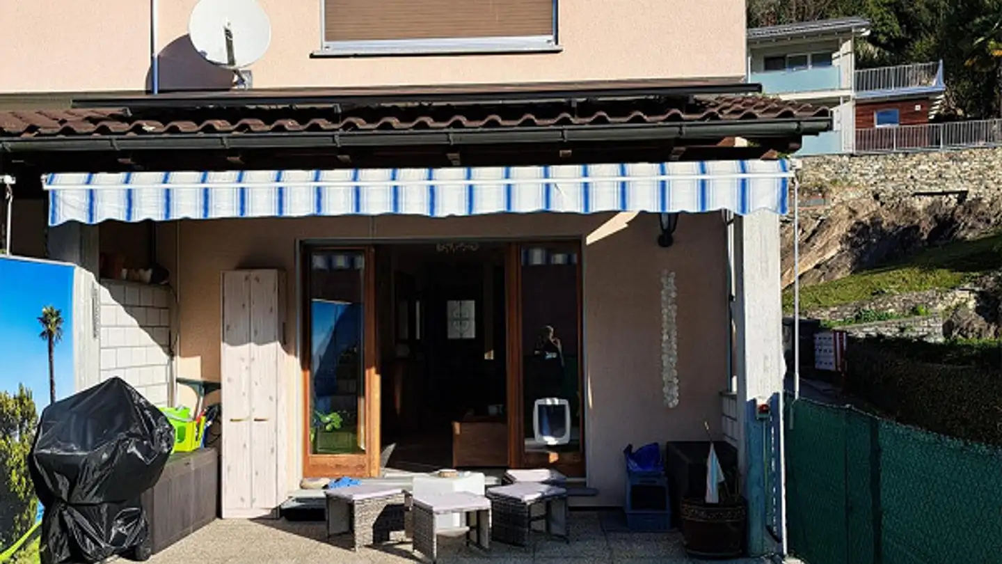 Casa a gradini in vendita - Via Cantonale, 6516 Cugnasco