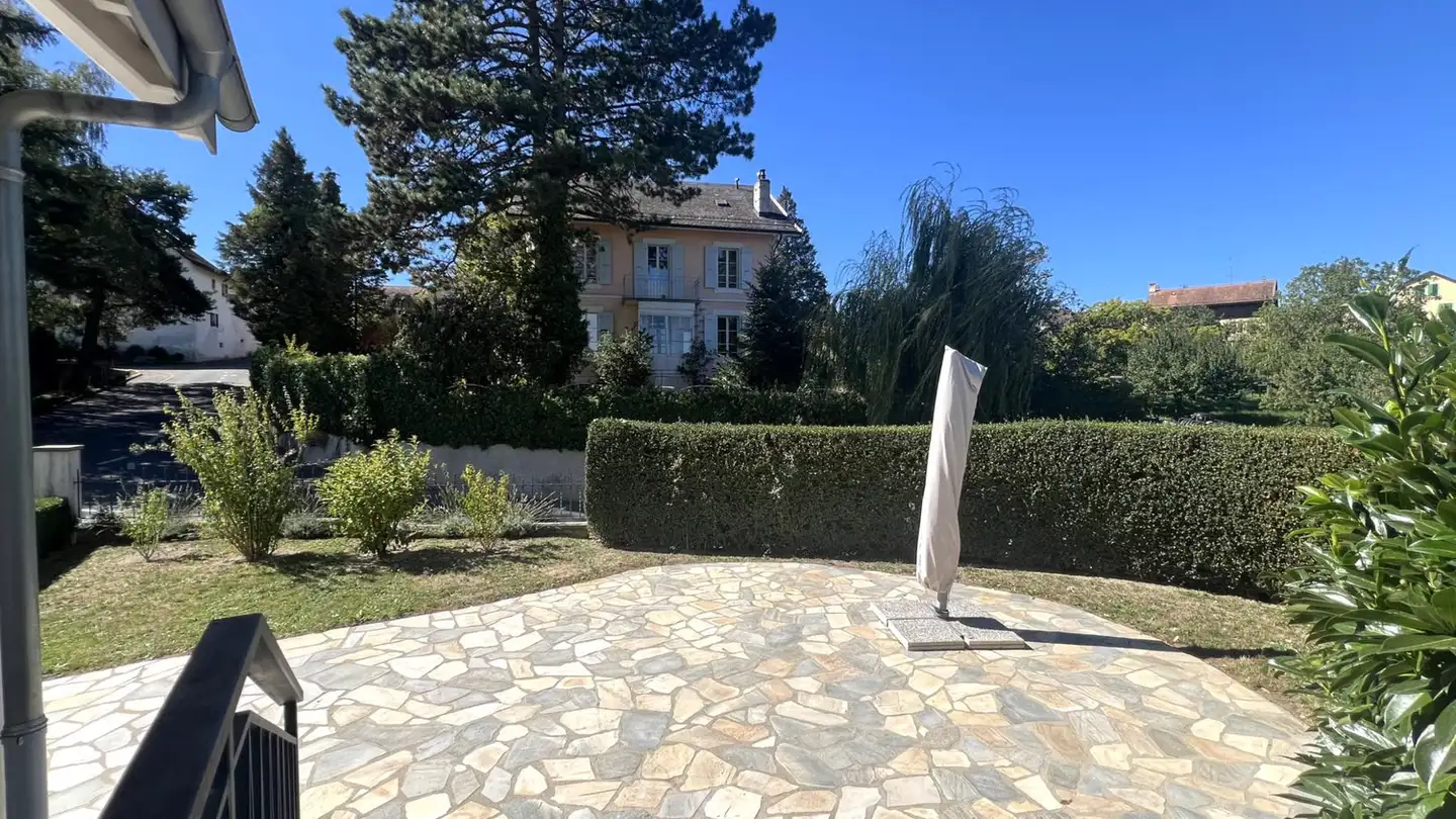 Maison en terrasse à louer - Route De La Gare 4, 1169 Yens - Photo 2