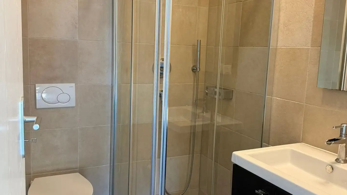 Appartement à louer - Chemin De La Maison Jean 2, 1801 Le Mont-Pèlerin - Photo 4