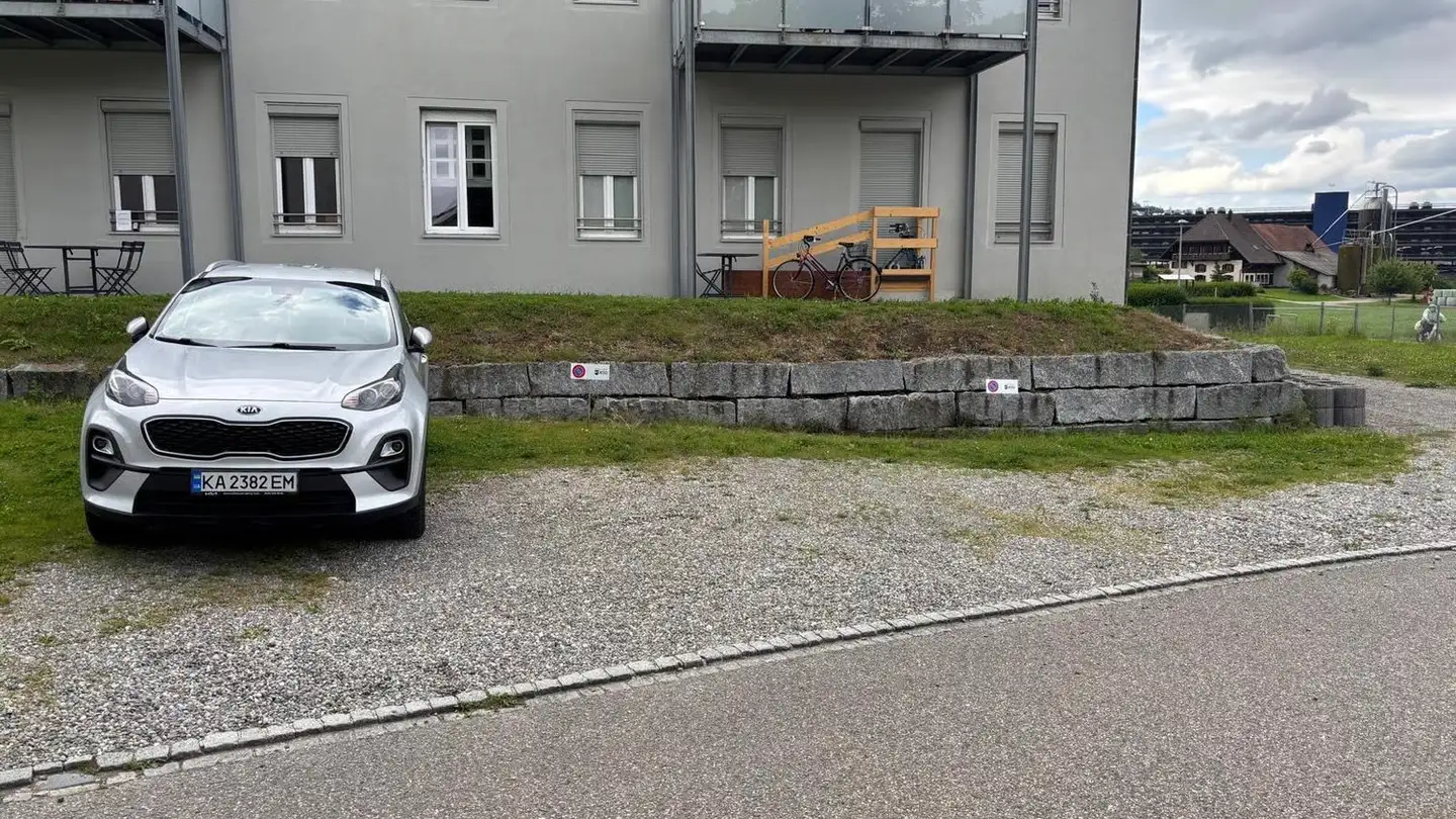 Parkplatz im Freien mieten - Sagiweg 2, 5745 Safenwil