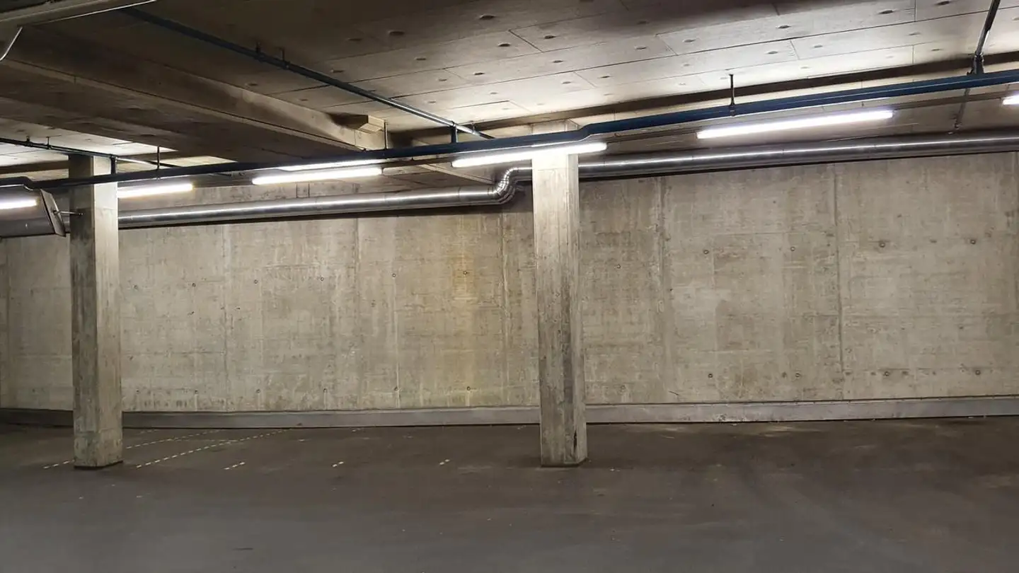 Underground parking space for rent - Untere Grabenstrasse 32, 4800 Zofingen - Photo 2