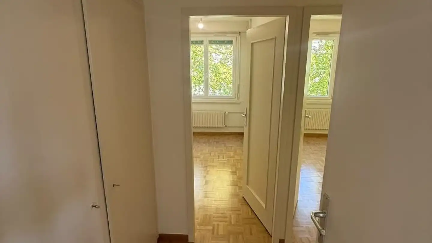 Apartment for rent - 1203 Genève - Photo 2