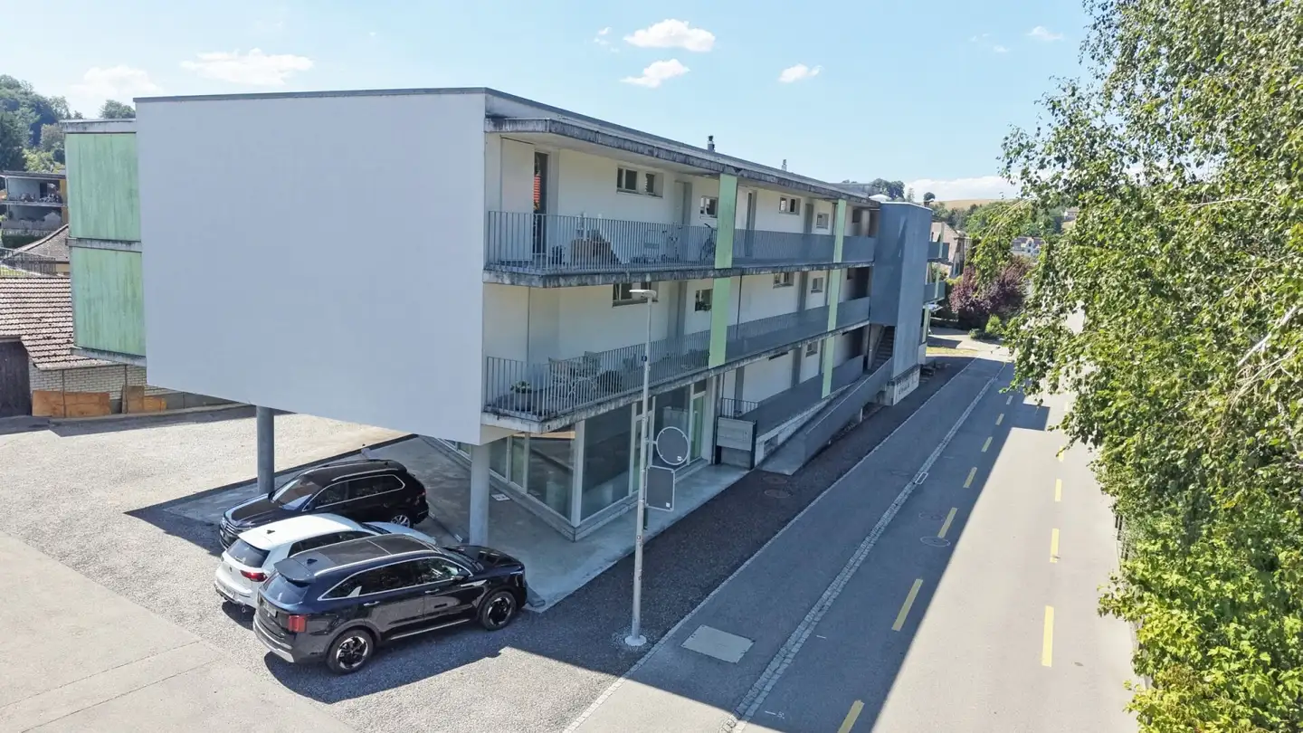 Edificio ad uso misto in vendita - Gartenstrasse 3, 3176 Neuenegg - Foto 2