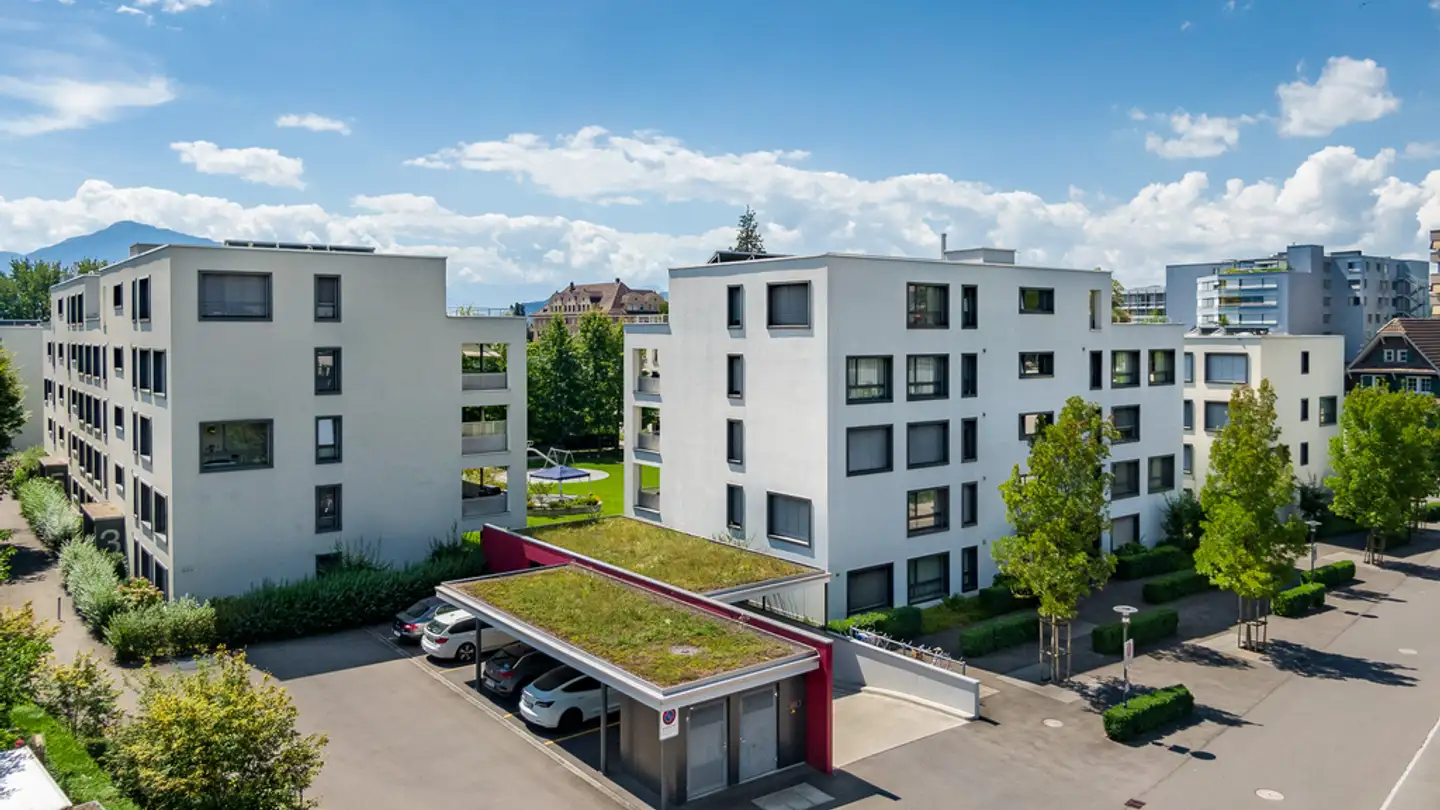 Überdachter Motorradparkplatz mieten - Herrenmattstrasse 1, 6330 Cham